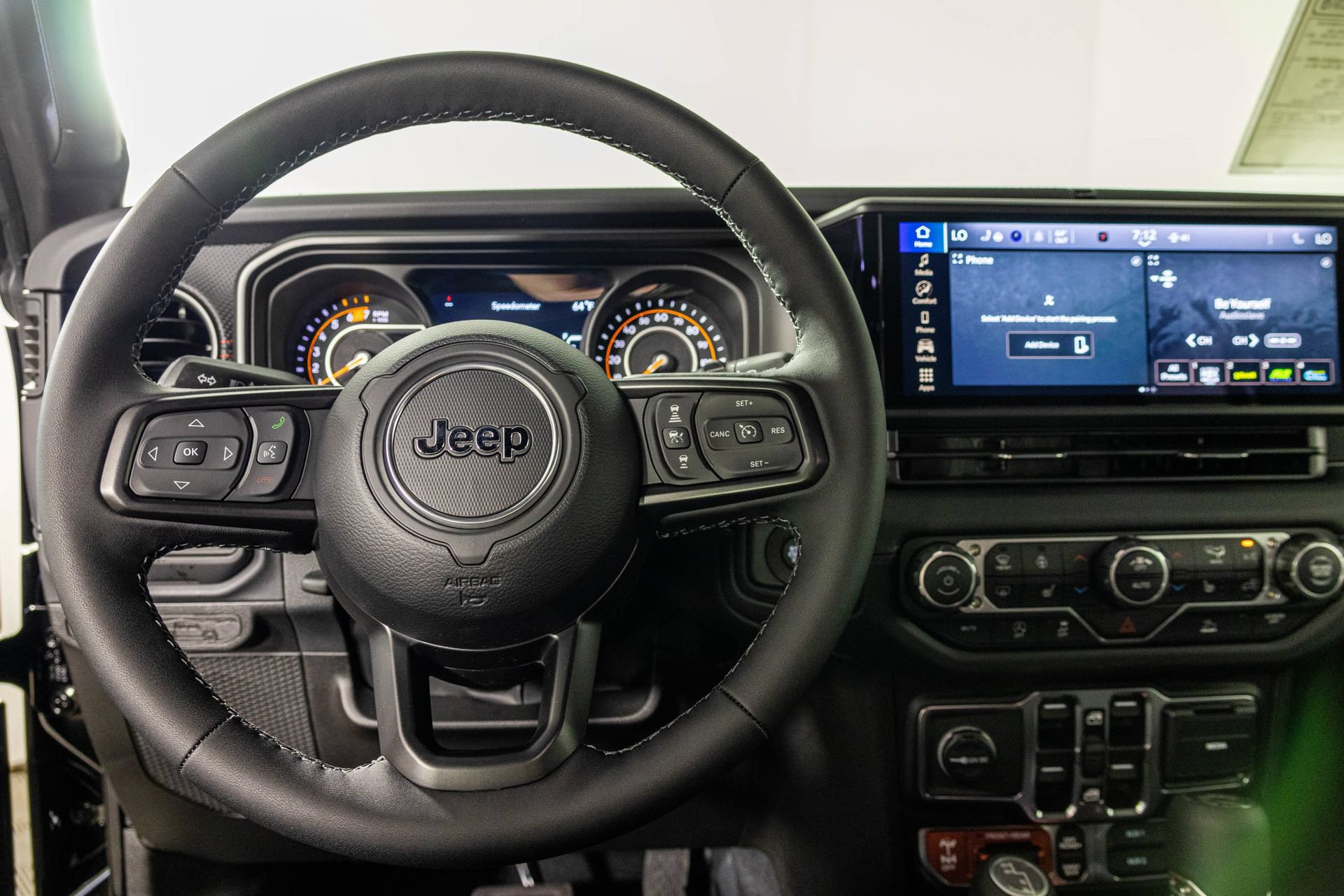 New 2026 Jeep Wrangler Unlimited Rubicon AWD/4WD image 28