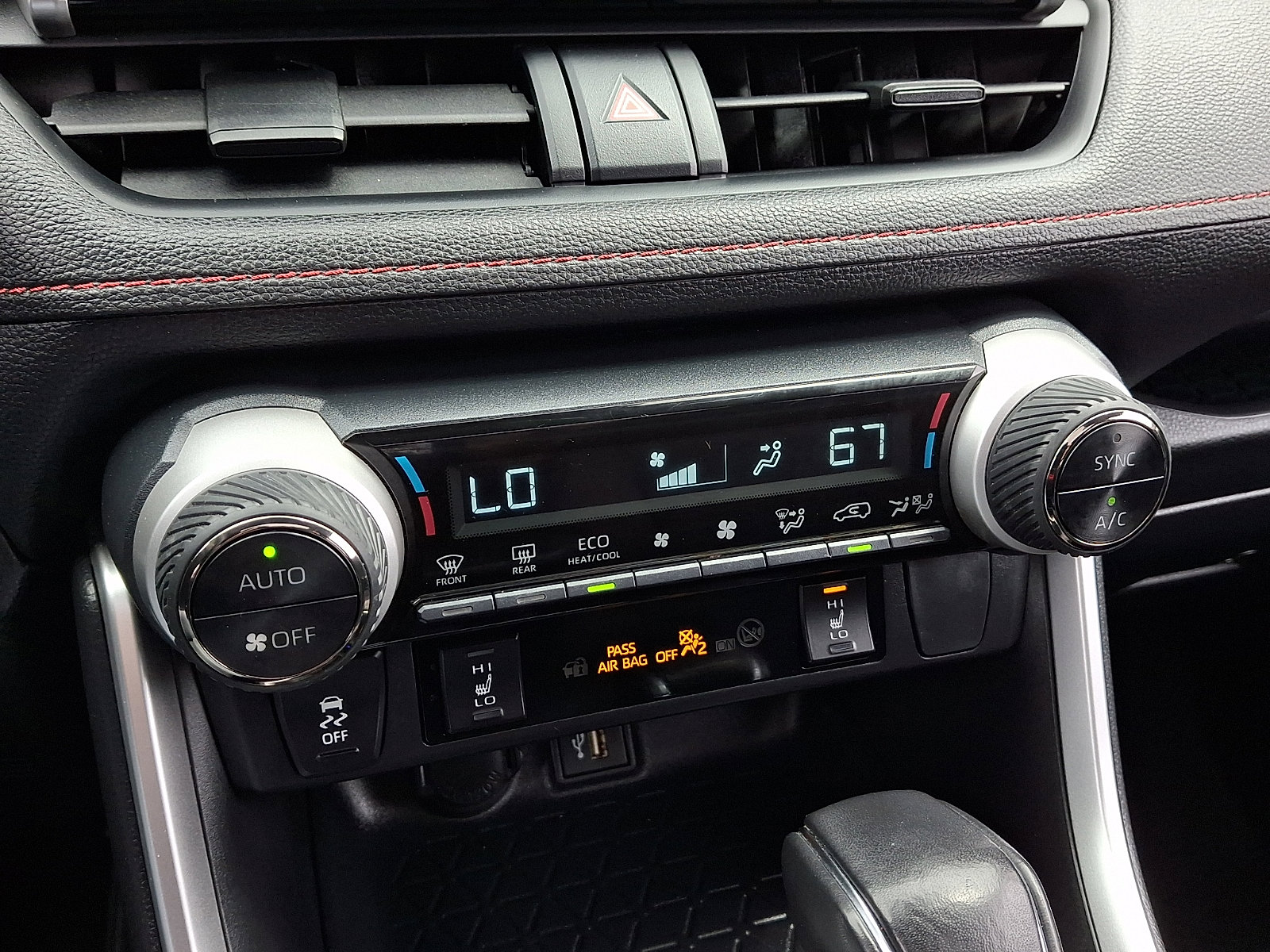 Used 2023 Toyota RAV4 SE w/ Weather & Moonroof Package AWD/4WD image 16