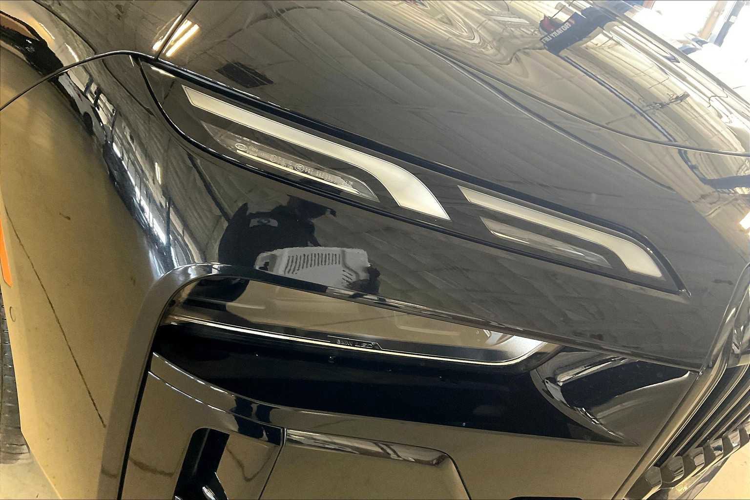 Used 2023 BMW i7 xDrive60 image 25