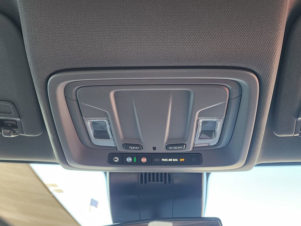 New 2026 GMC Sierra 1500 Elevation image 34