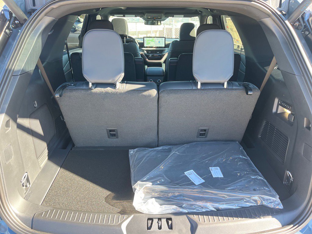 New 2026 Ford Explorer ST w/ Sun And Sound Package image 19