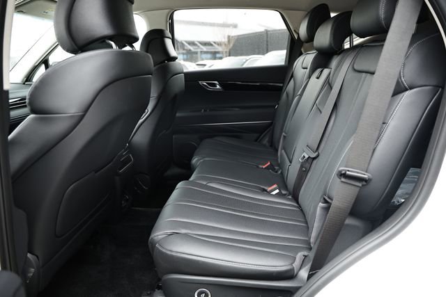 Certified 2025 Genesis GV80 2.5T Standard image 24