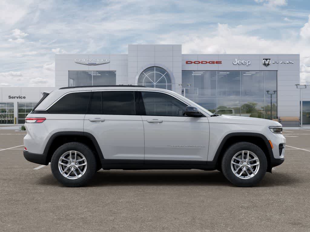 New 2026 Jeep Grand Cherokee Laredo X AWD/4WD image 21