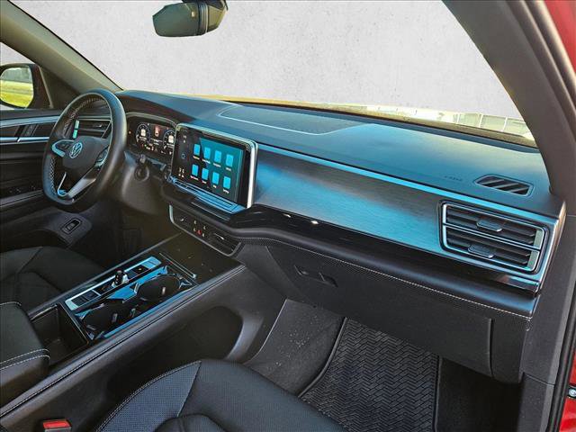 Used 2024 Volkswagen Atlas Cross Sport SE image 23