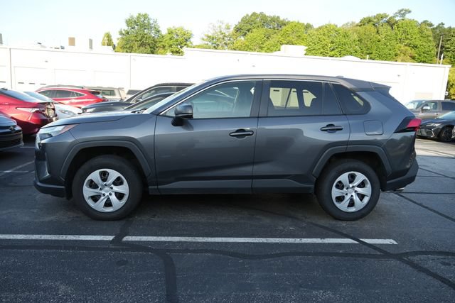 Used 2024 Toyota RAV4 LE AWD/4WD image 7
