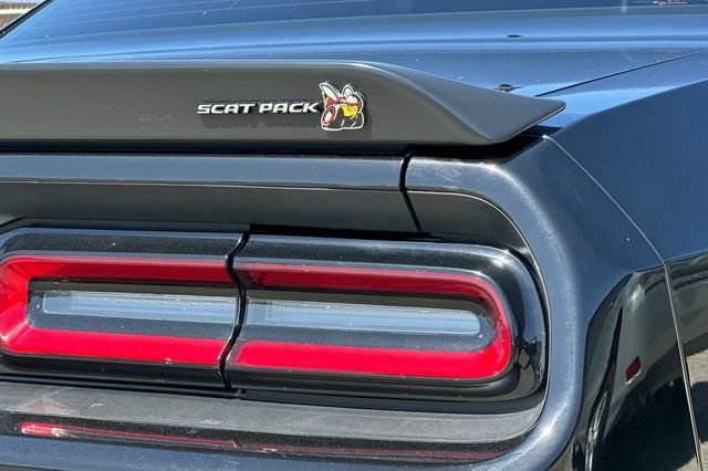 Used 2022 Dodge Challenger R/T Scat Pack RWD image 33