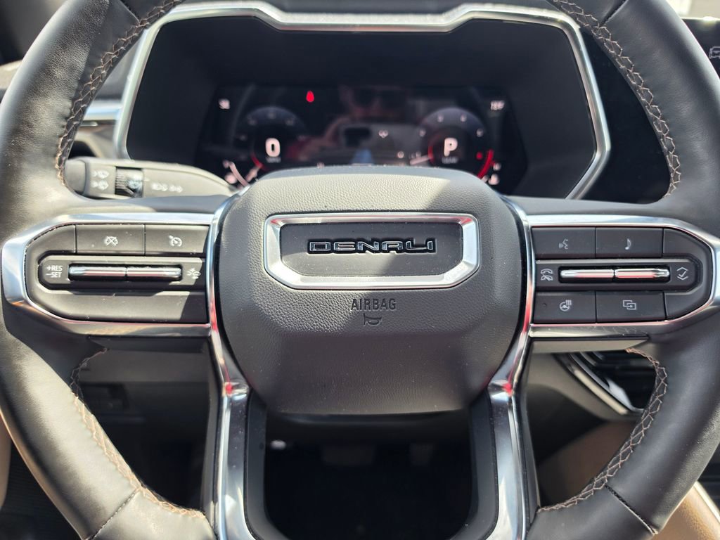 Used 2025 GMC Canyon Denali image 20