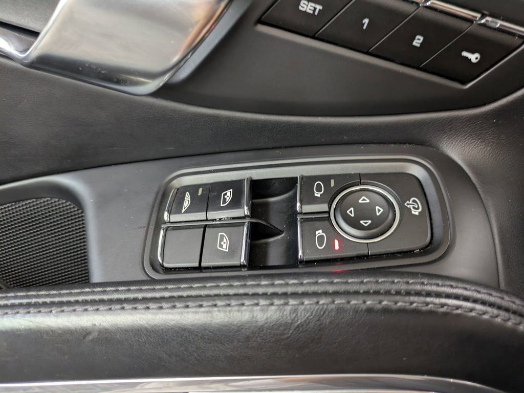 Used 2016 Porsche 911 Turbo S AWD/4WD image 21