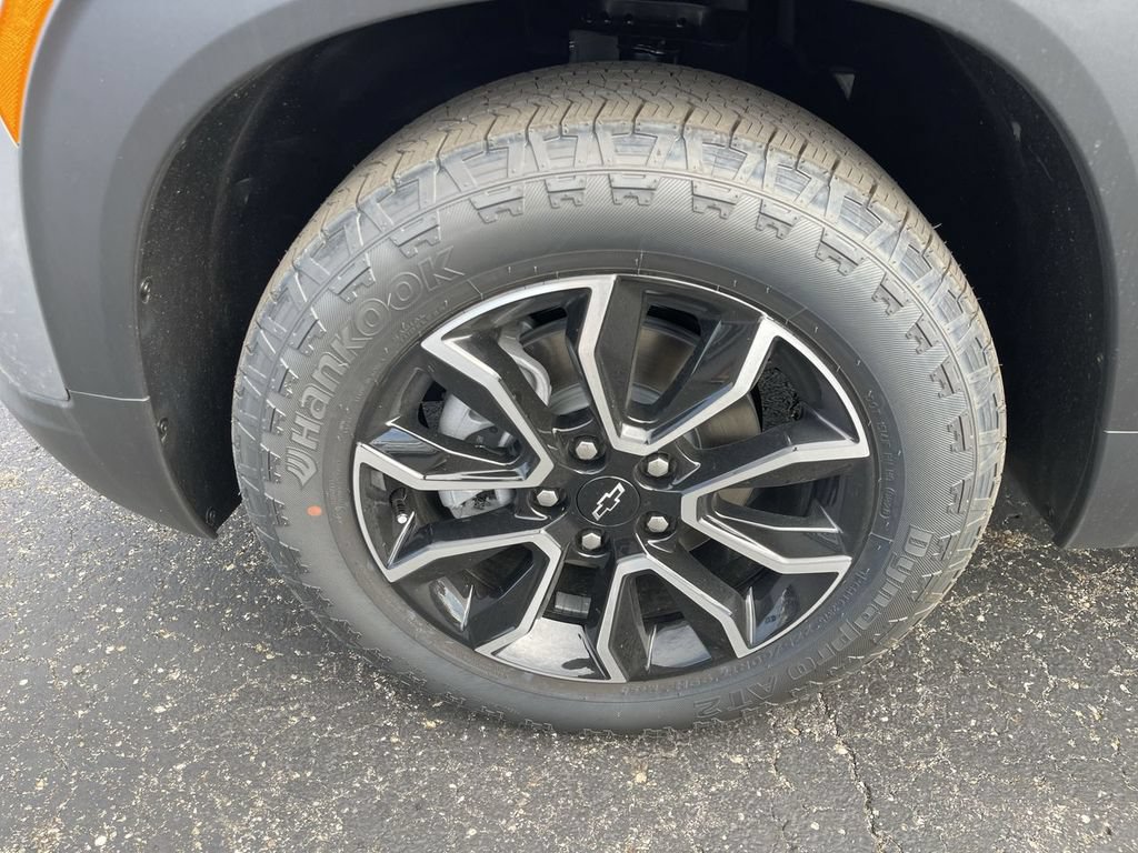 New 2026 Chevrolet TrailBlazer ACTIV w/ Convenience Package AWD/4WD image 10