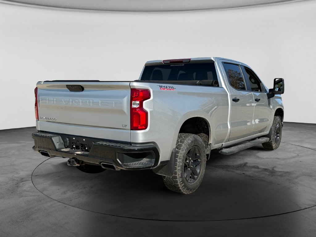 Used 2022 Chevrolet Silverado 1500 LT Trail Boss w/ Bed Protection Package AWD/4WD image 9