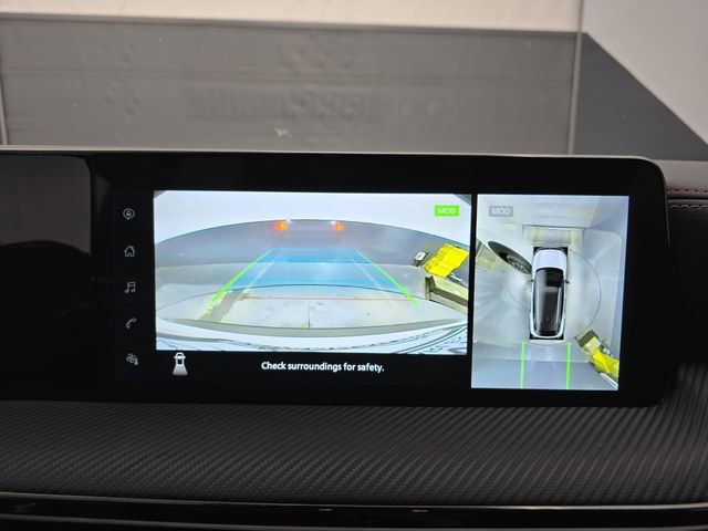 Used 2025 Nissan Kicks SR image 27