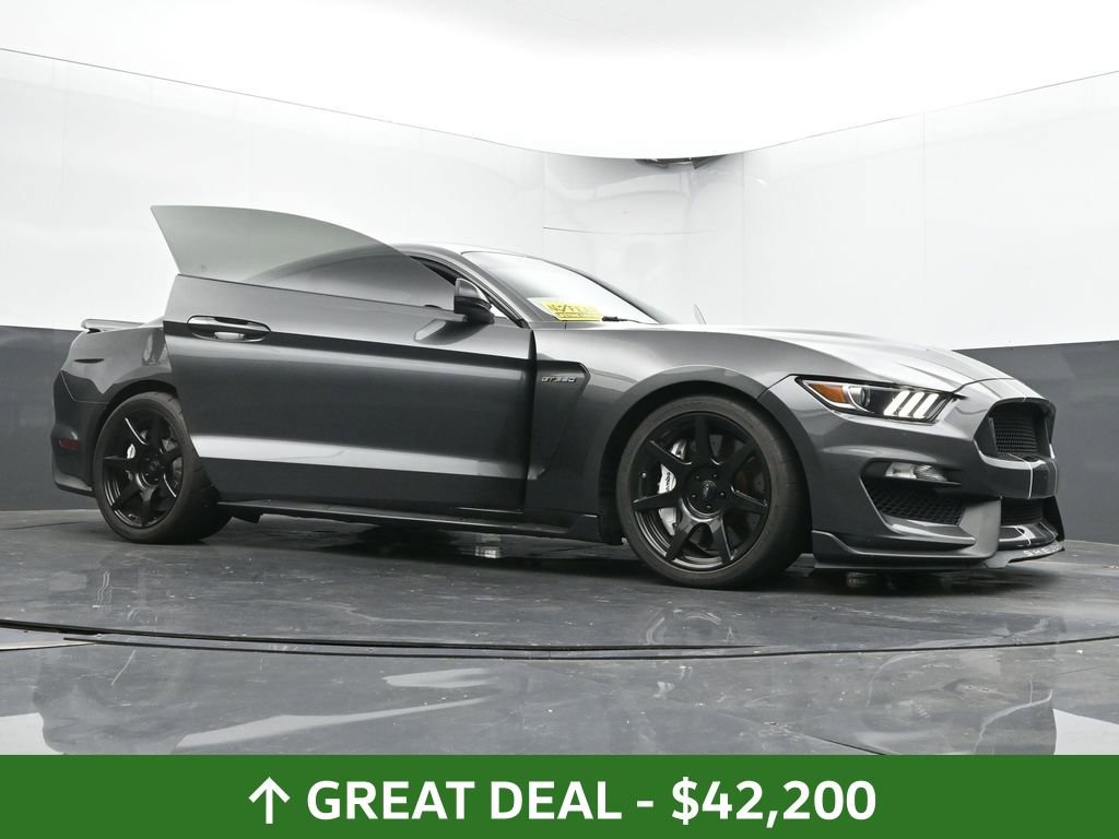 Used 2017 Ford Mustang Shelby GT350 image 67