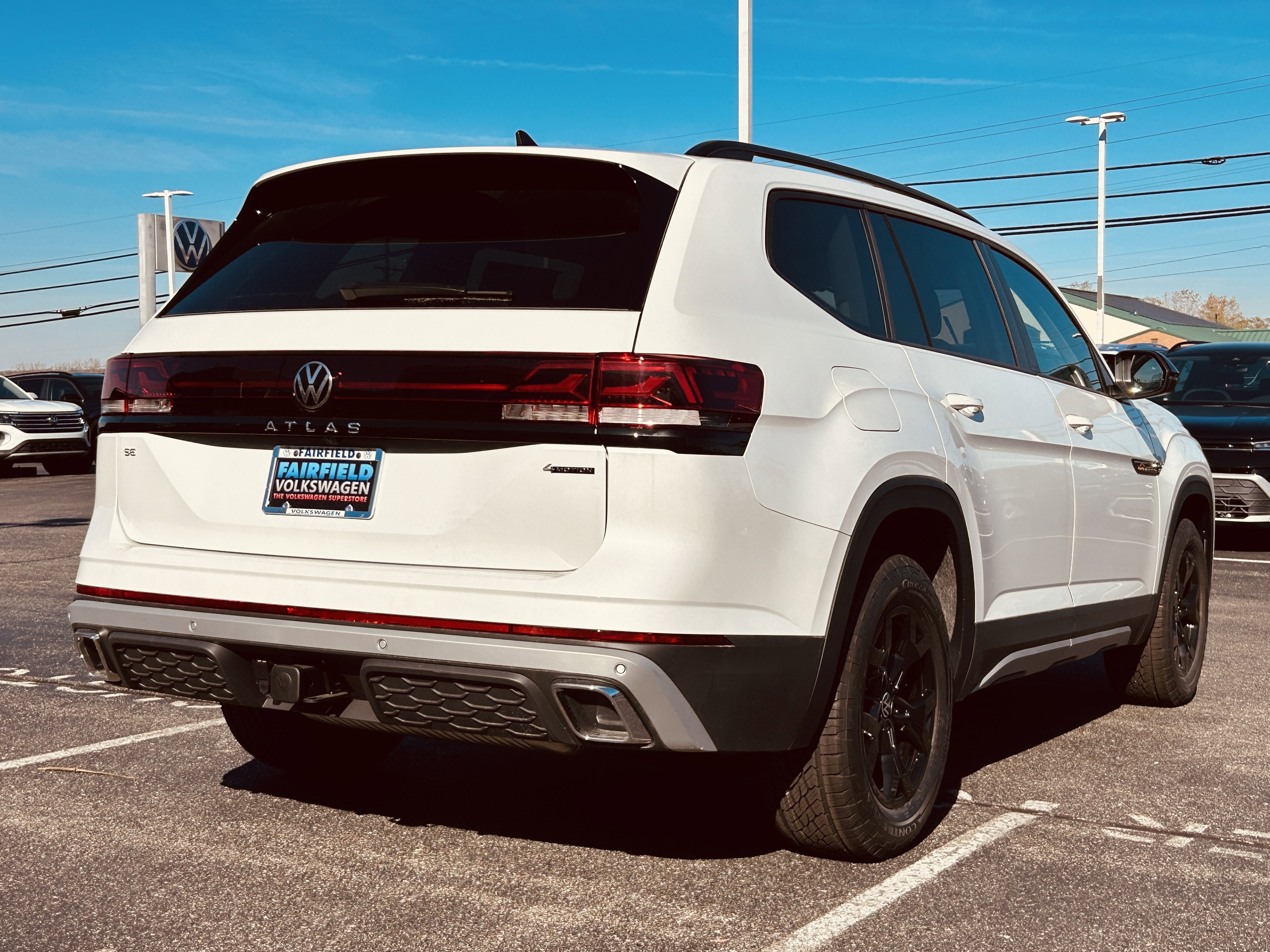 New 2026 Volkswagen Atlas Peak Edition image 7