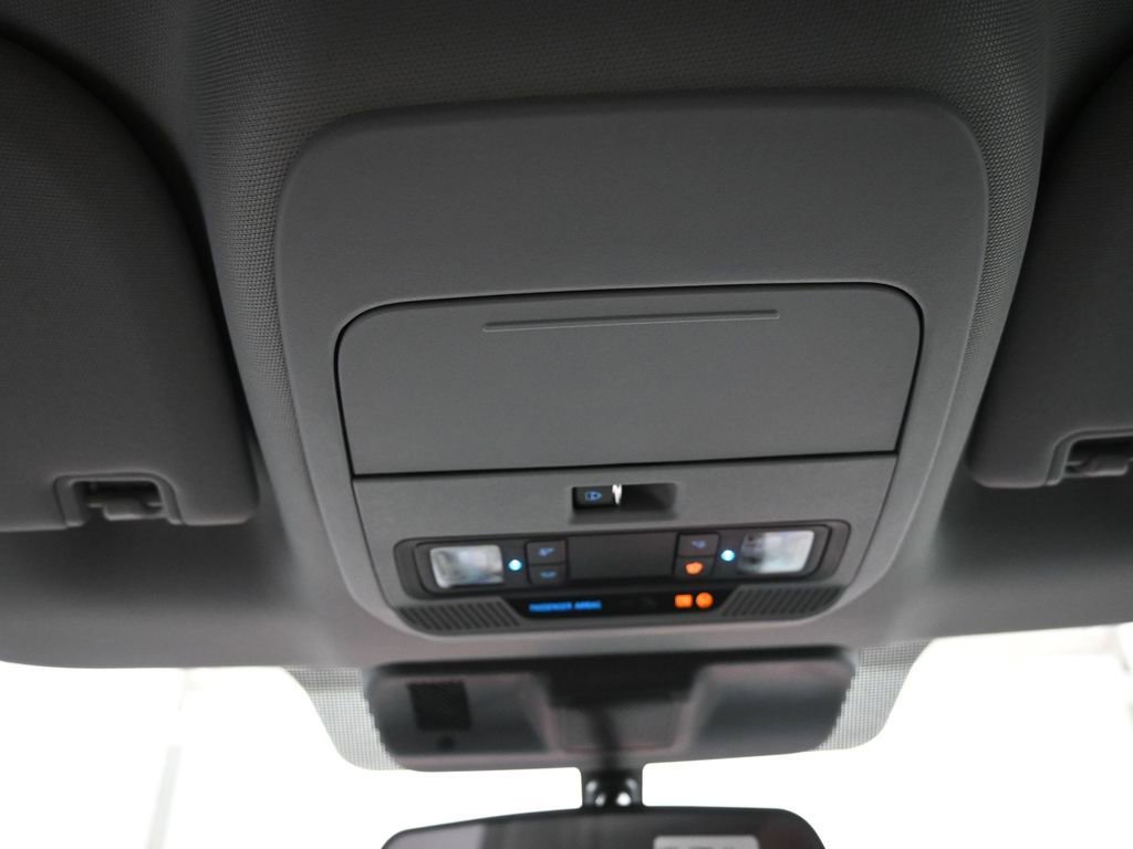 New 2026 Ford F350 4x4 Crew Cab Super Duty image 38
