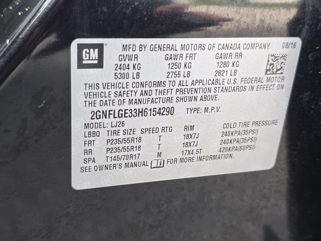 Used 2017 Chevrolet Equinox Premier w/ Enhanced Convenience Package AWD/4WD image 12