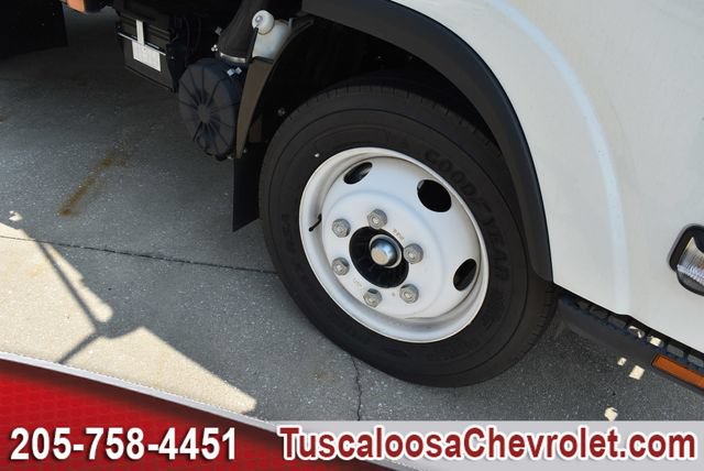Used 2024 Chevrolet Low Cab Forward RWD image 12
