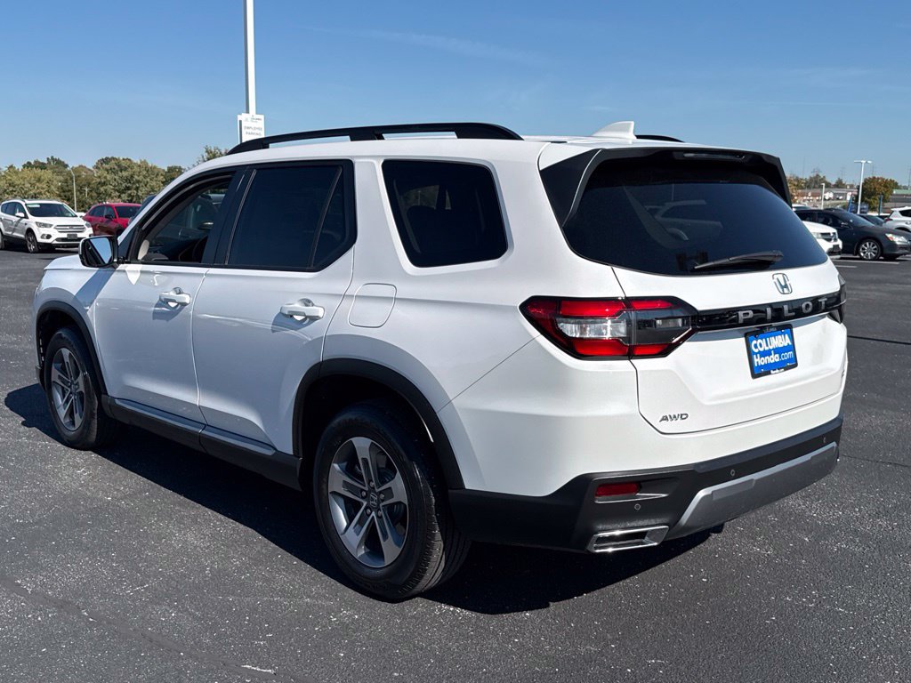 Certified 2026 Honda Pilot EX-L image 2