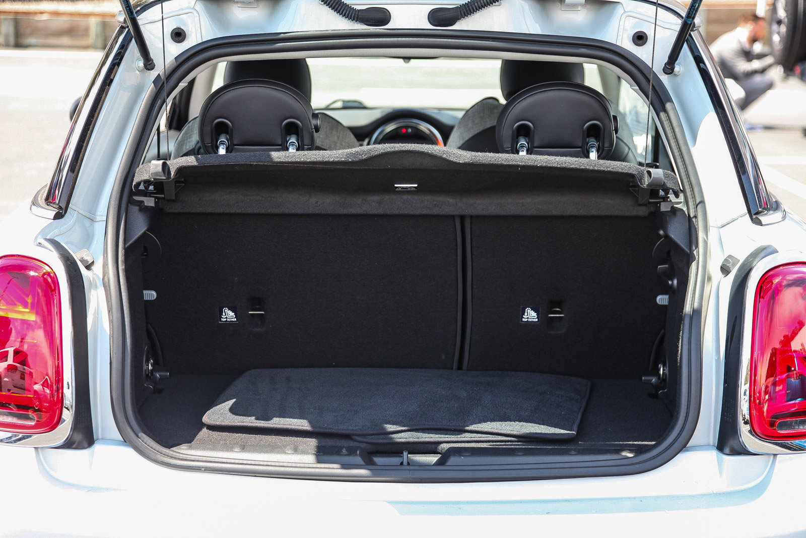 Used 2021 MINI Cooper SE w/ 6.5" Touchscreen Package image 25