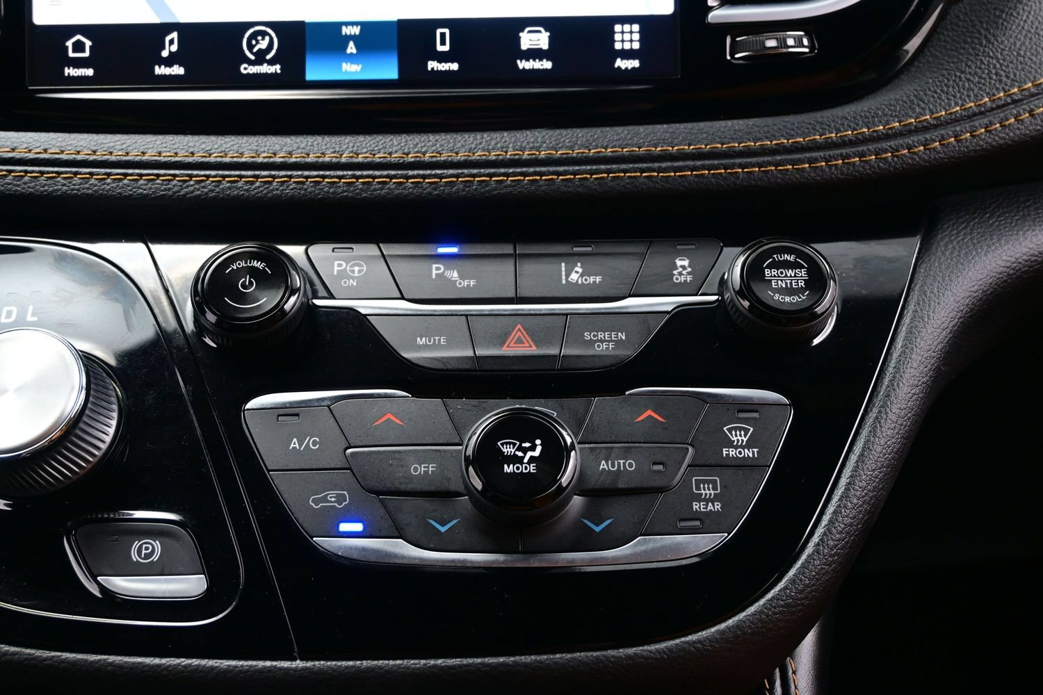 Used 2022 Chrysler Pacifica Pinnacle FWD image 22