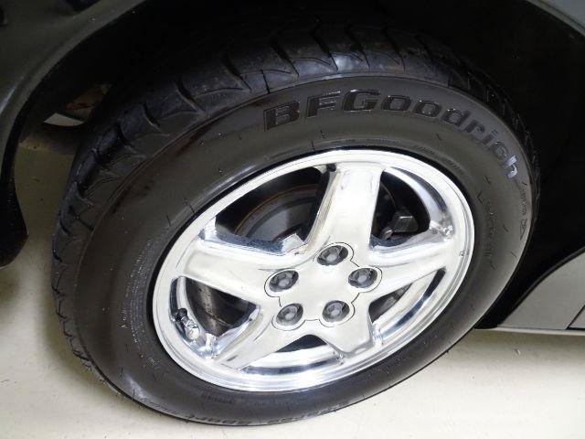 Used 1998 Chevrolet Camaro Z28 w/ Preferred Equipment Group 2 RWD image 8