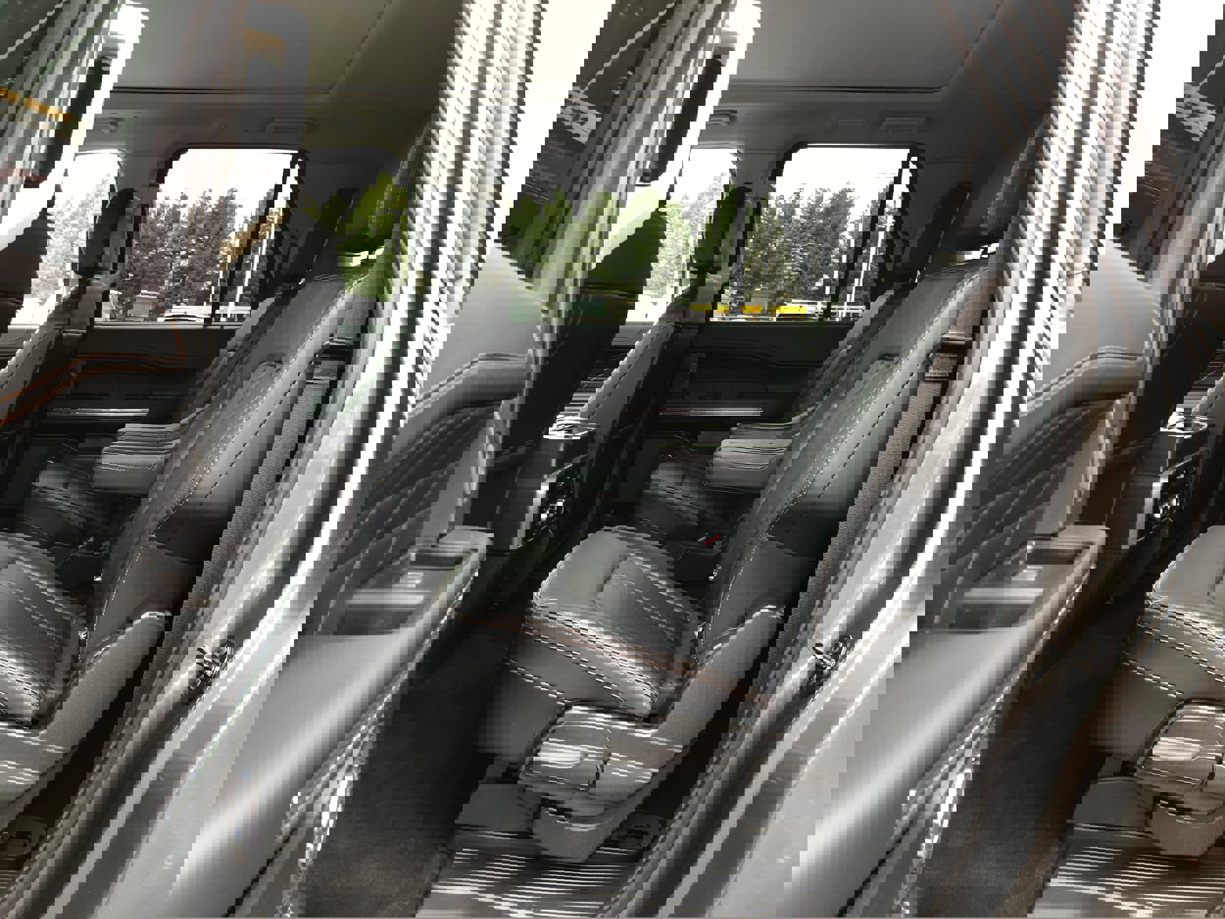 Certified 2021 Ford Expedition Max Platinum image 11