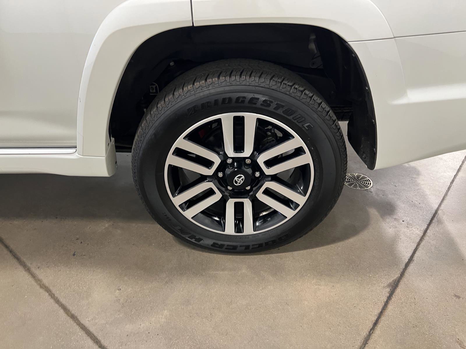 Used 2023 Toyota 4Runner Limited image 43