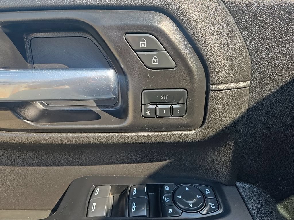 Used 2021 Chevrolet Silverado 2500 LTZ AWD/4WD image 20
