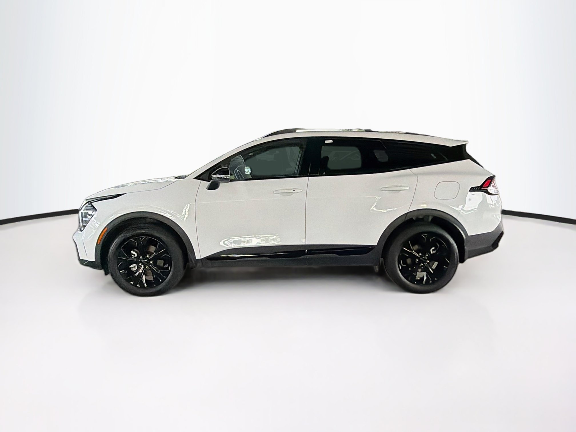 Used 2025 Kia Sportage X-Line AWD/4WD image 4