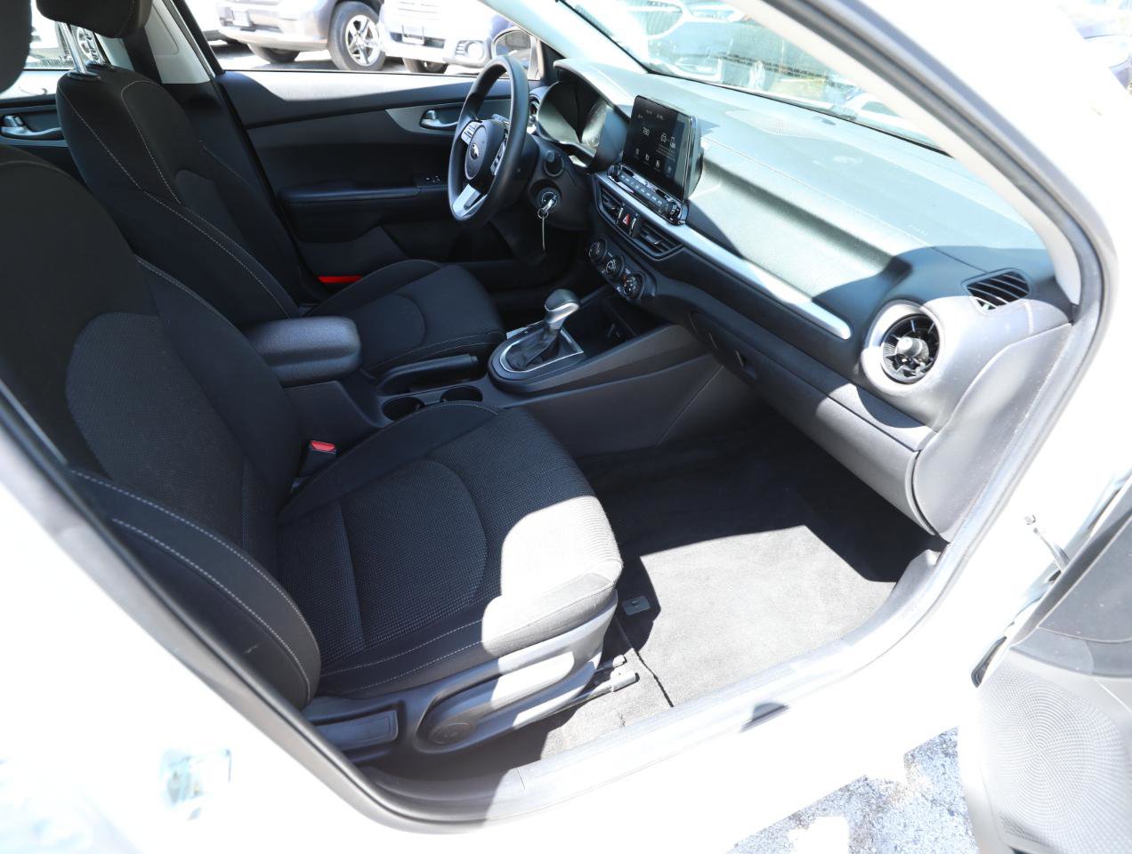 Used 2021 Kia Forte LXS FWD image 10