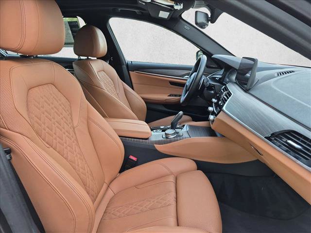 Used 2021 BMW 530i w/ M Sport Package RWD image 22