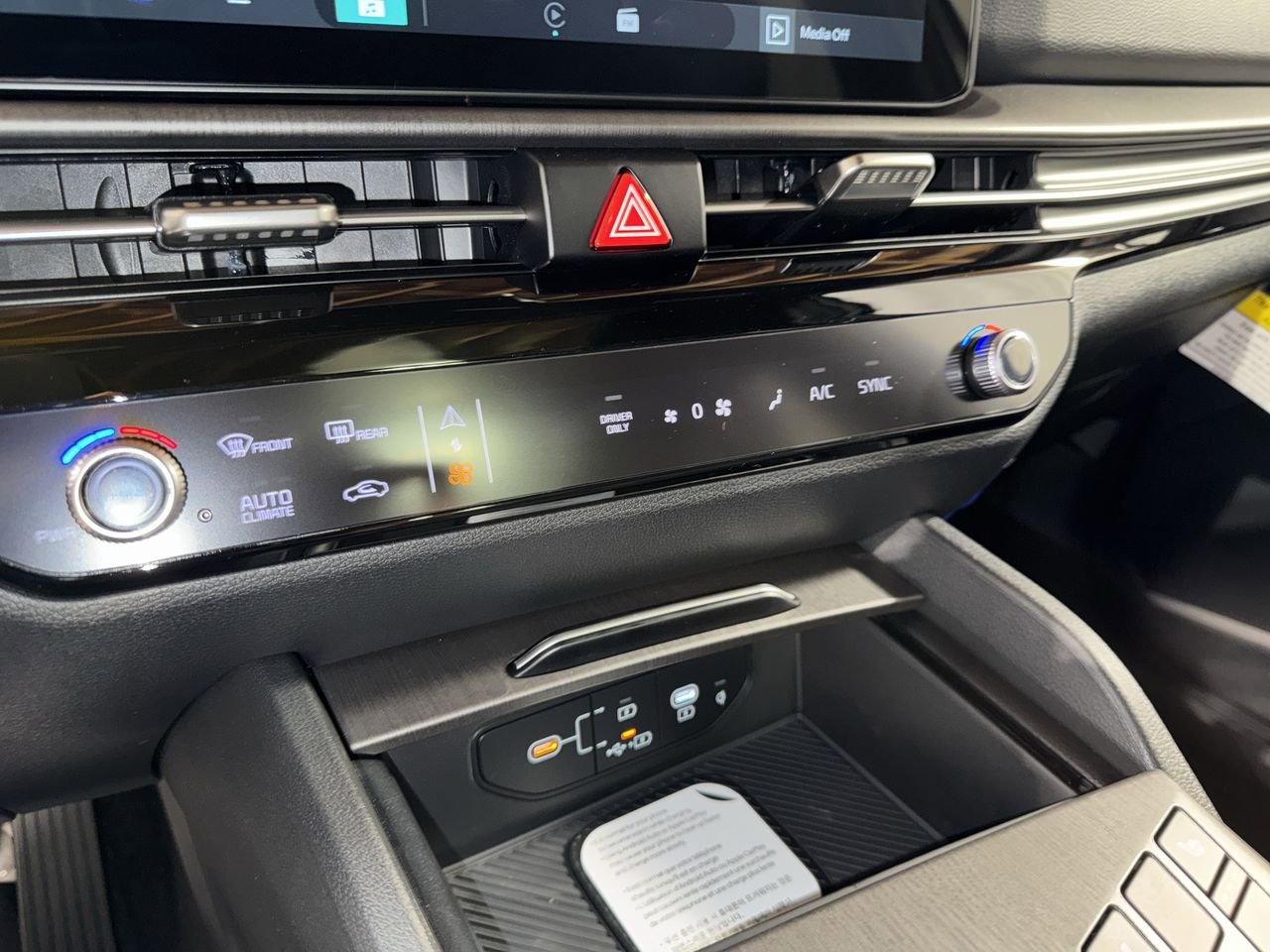 New 2026 Kia Sportage X-Line image 23