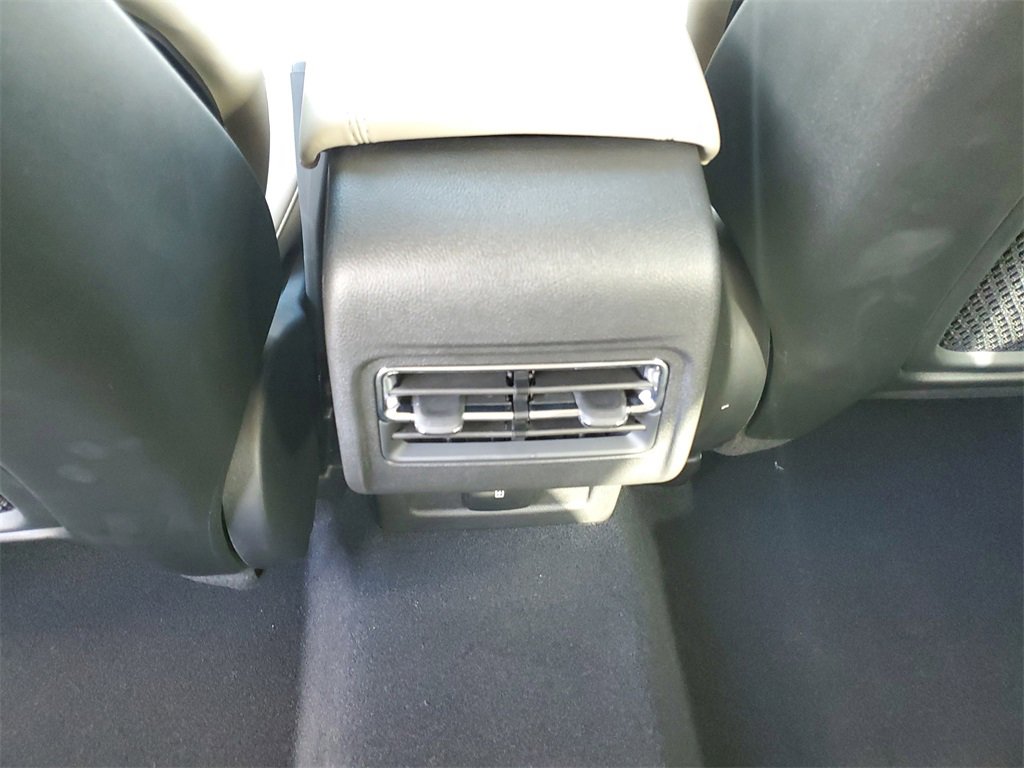 New 2026 Lincoln Corsair Premiere image 14