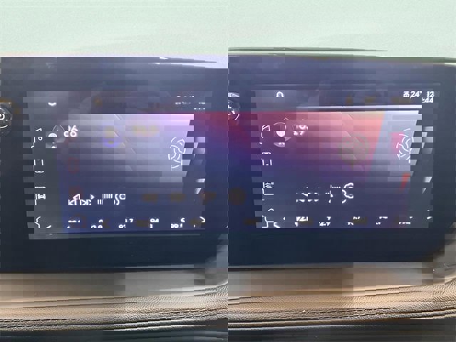 Certified 2025 Buick Encore GX Preferred image 14