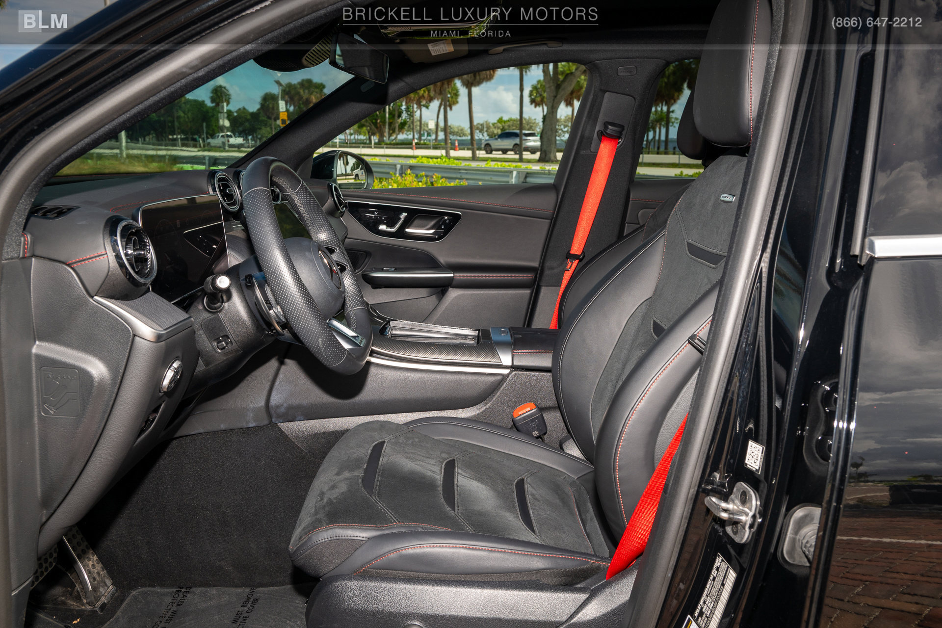 Used 2024 Mercedes-Benz GLC 43 AMG 4MATIC image 19