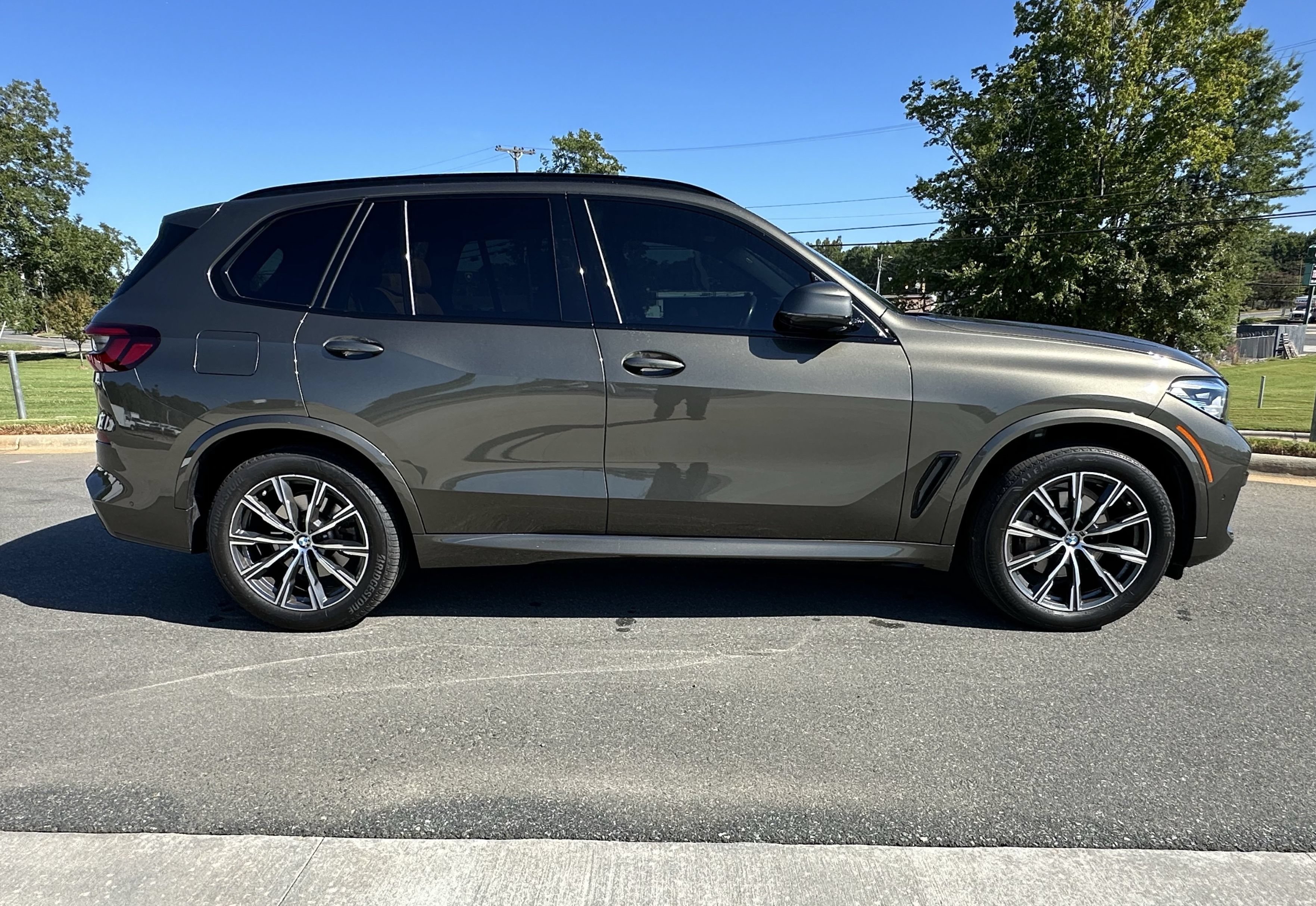 Used 2023 BMW X5 sDrive40i w/ M Sport Package RWD image 10