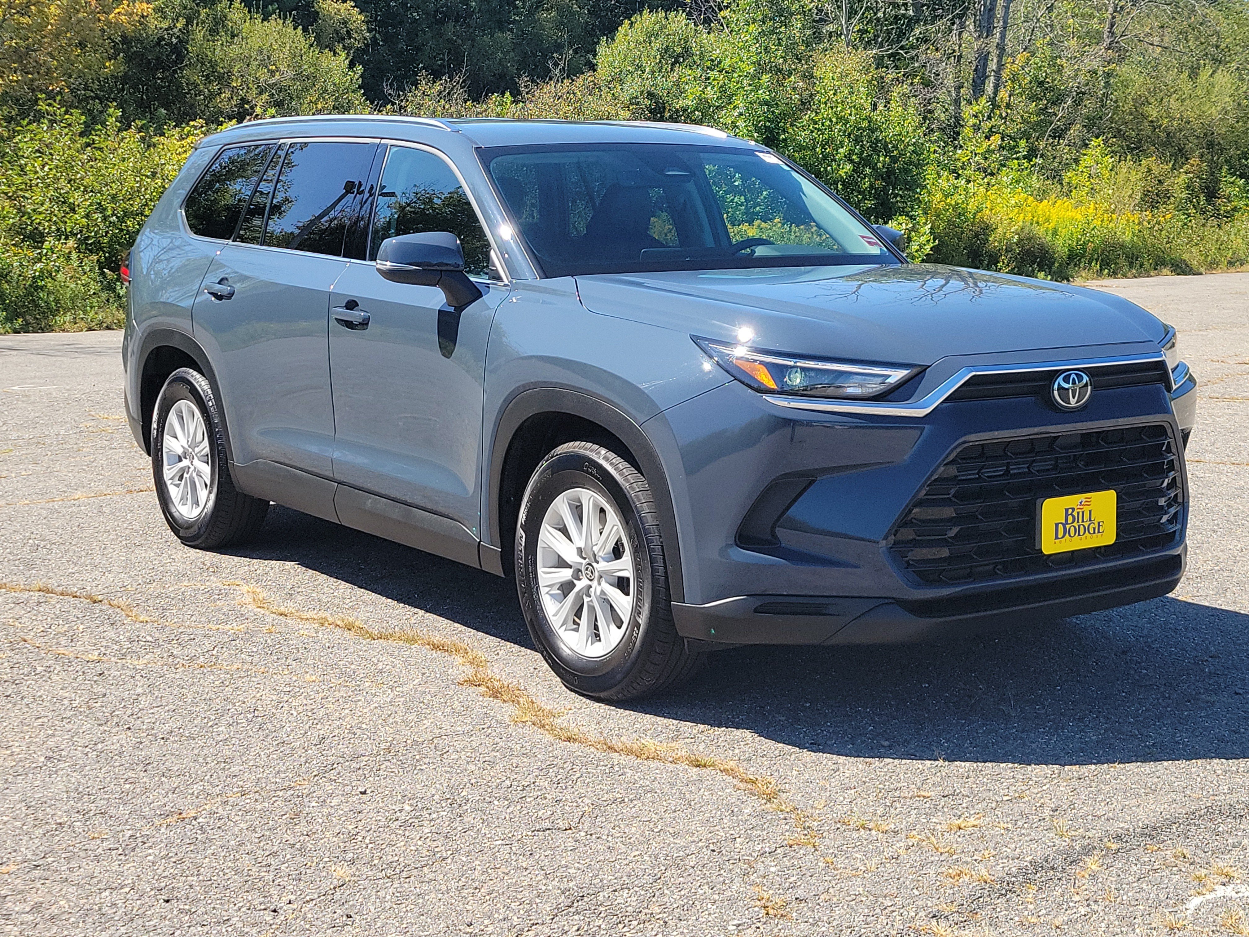 Used 2025 Toyota Grand Highlander AWD Hybrid image 3