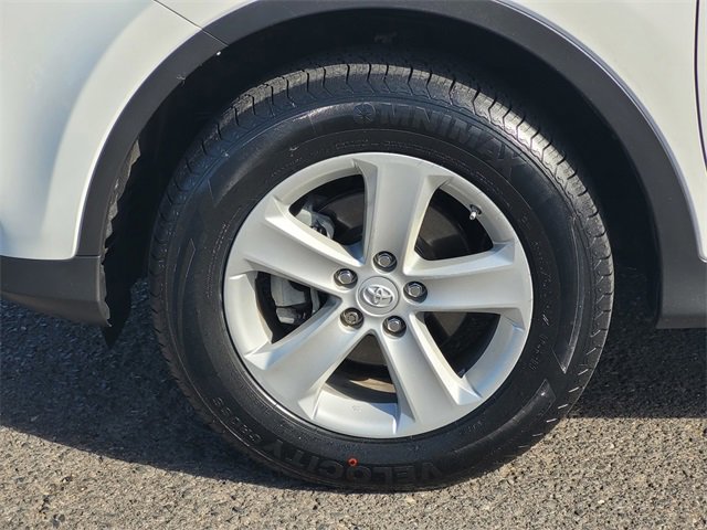 Used 2013 Toyota RAV4 XLE image 11