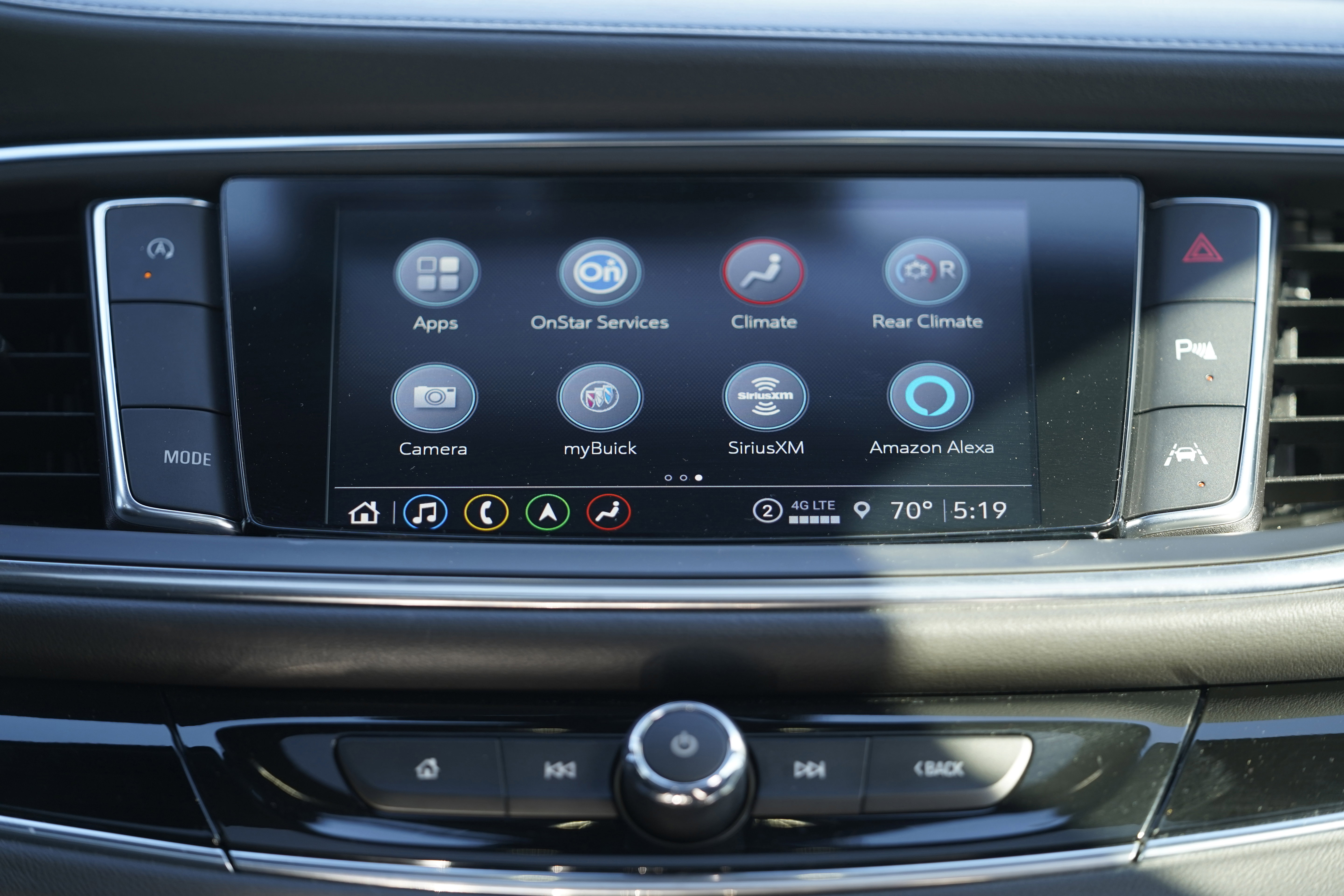 Used 2024 Buick Enclave Avenir w/ Avenir Technology Package image 27