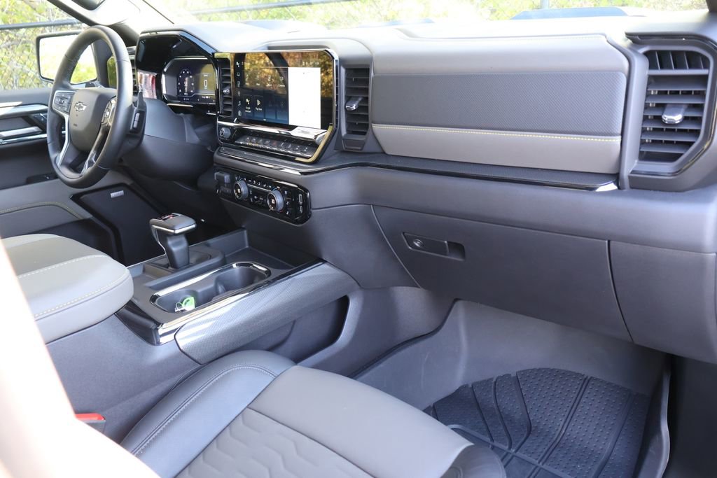 Certified 2024 Chevrolet Silverado 1500 ZR2 image 41