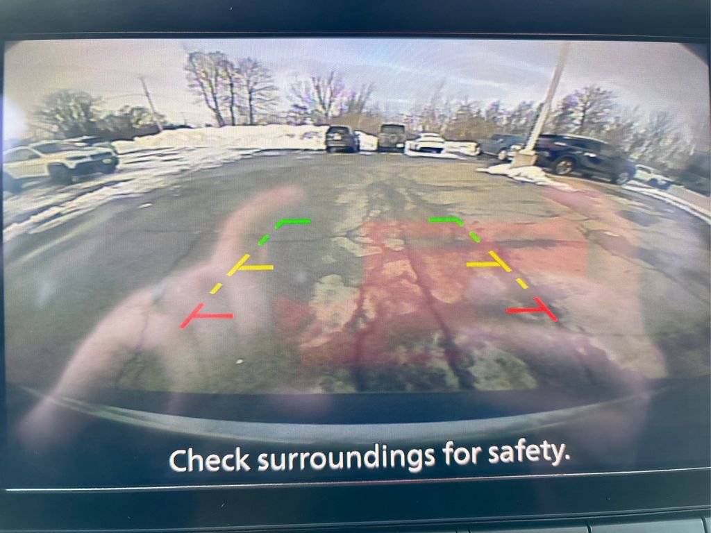 Used 2023 Nissan Rogue S image 27