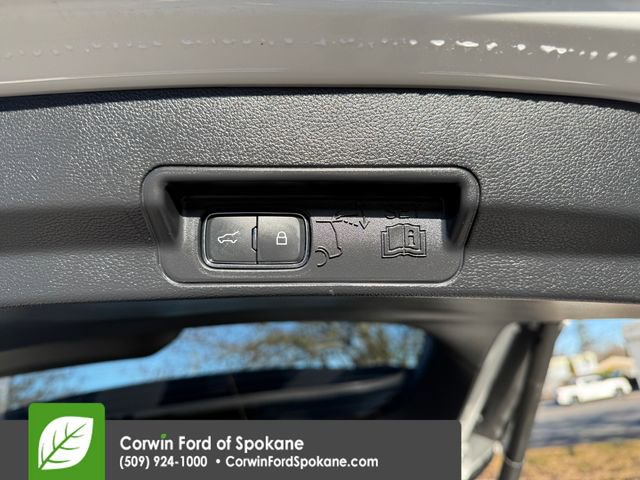 Certified 2025 Ford Explorer ST image 22