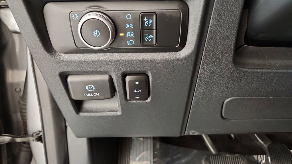 Used 2022 Ford Expedition Max Limited image 26