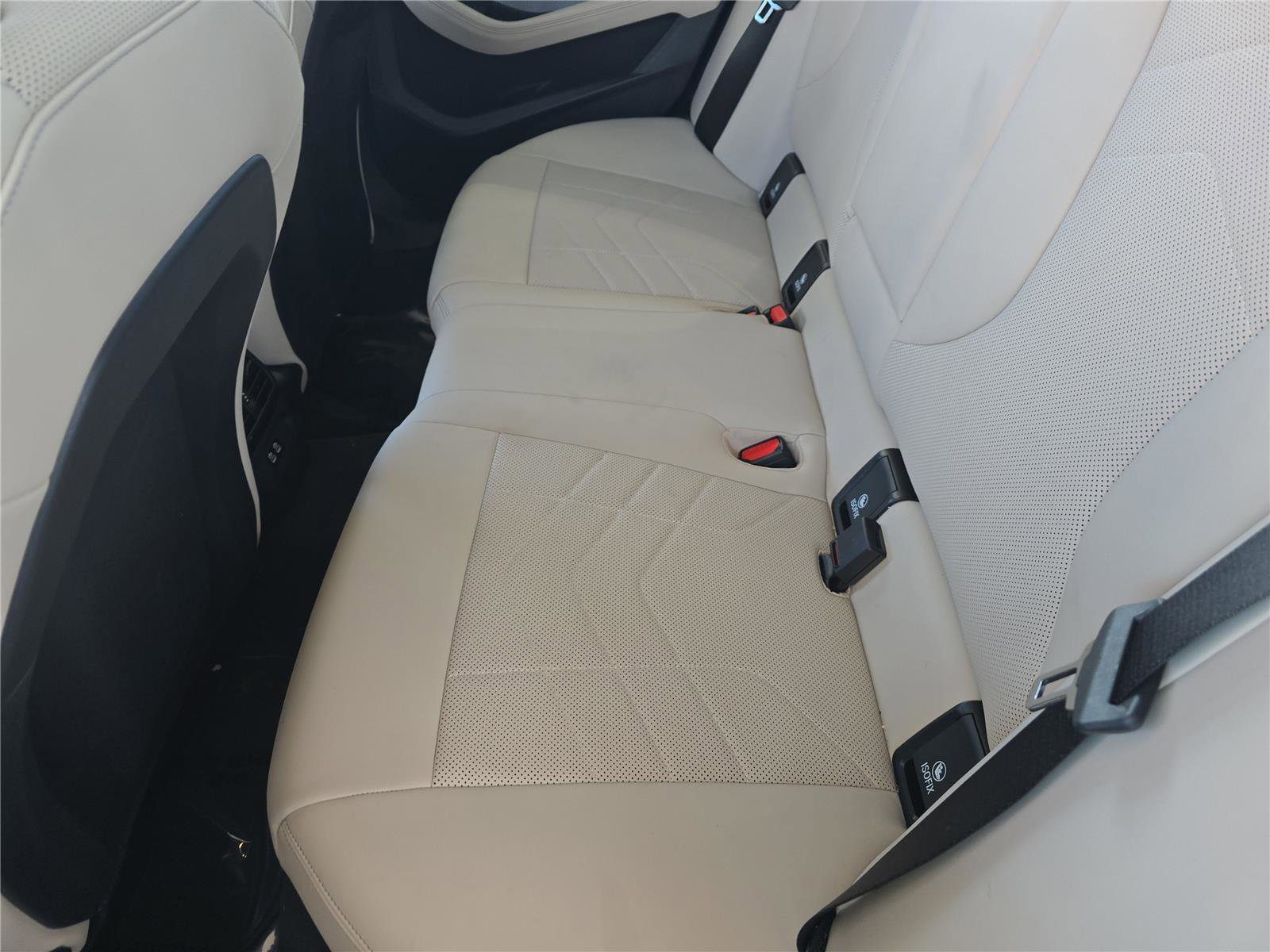 Certified 2026 BMW 228i w/ Technology Package FWD image 9