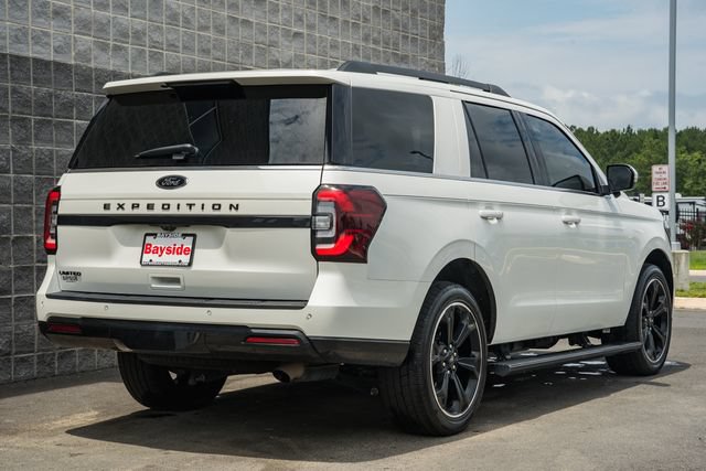Used 2024 Ford Expedition Limited AWD/4WD image 6