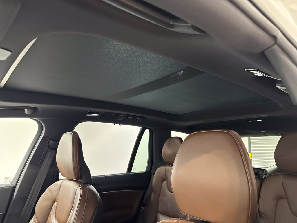 Certified 2024 Volvo XC90 B6 Ultimate w/ Protection Package Premier AWD/4WD image 16