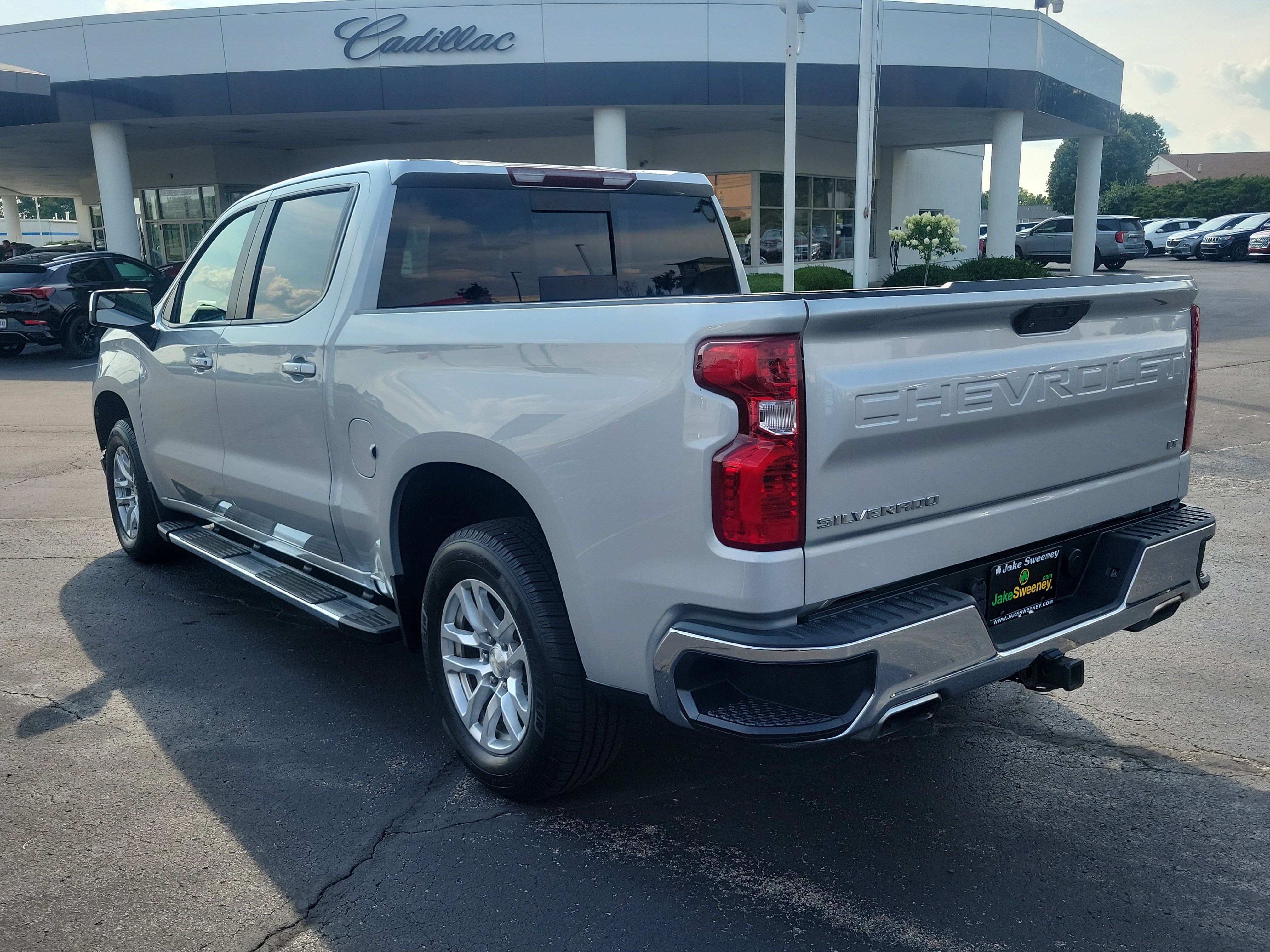 Used 2019 Chevrolet Silverado 1500 LT w/ All-Star Edition AWD/4WD image 3