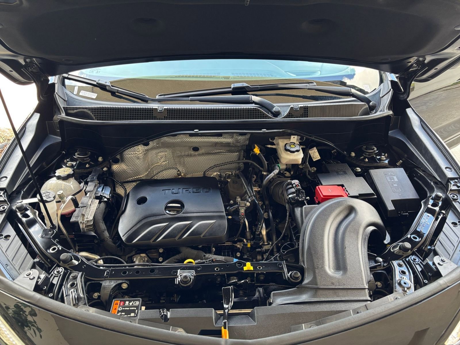 Used 2025 Buick Encore GX Preferred FWD image 32