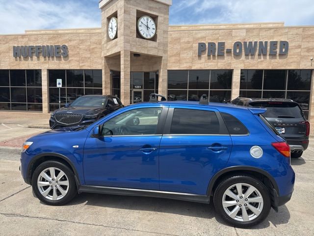 Used 2015 Mitsubishi Outlander Sport SE FWD image 1