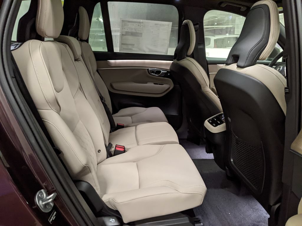 New 2026 Volvo XC90 B5 Plus AWD/4WD image 25