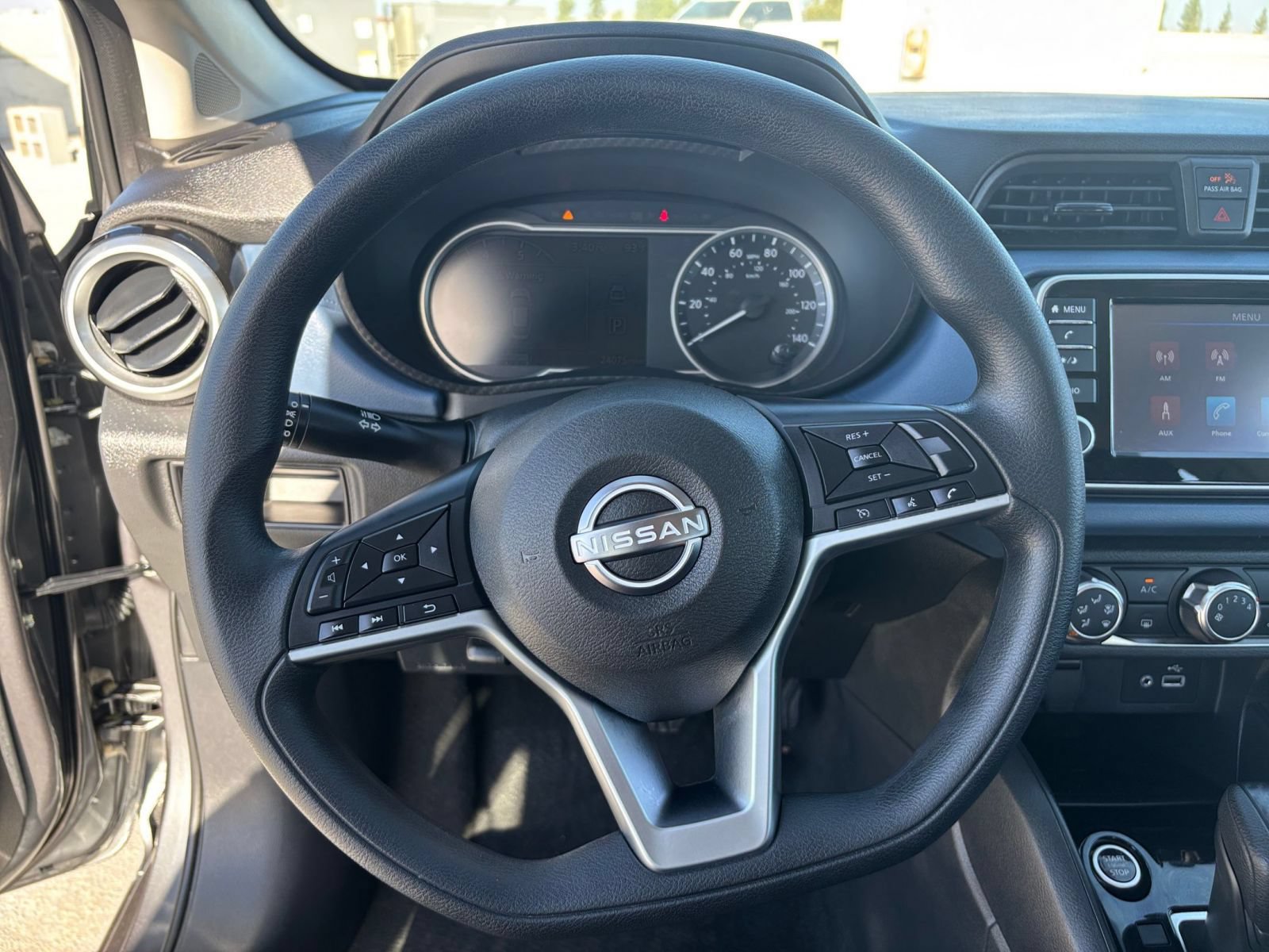 Used 2025 Nissan Versa SV FWD image 25